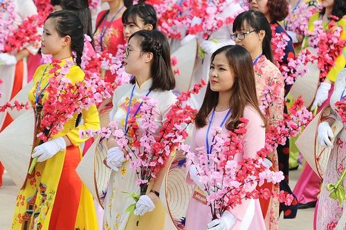 Phụ nữ Việt Nam - Những giá trị mang lại vẻ đẹp đích thực