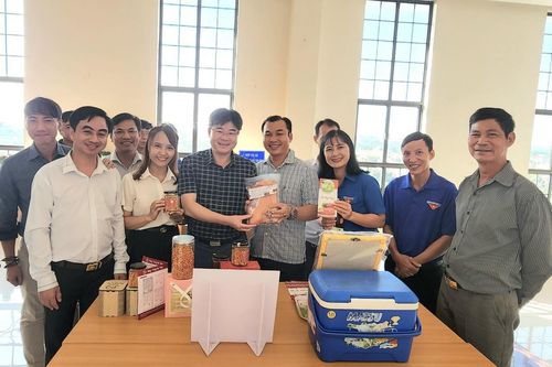 Để 'nông nghiệp sinh thái, nông thôn hiện đại, nông dân văn minh'
