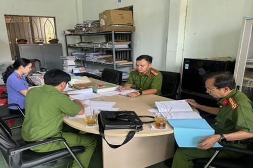Kiểm tra việc chấp hành pháp luật trong xác minh tin báo về tội phạm của Công an cấp xã