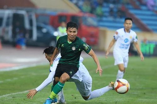 Chủ tịch VFF mong ĐT nữ Việt Nam hướng đến thành công mới; Đội bóng nào có nguy cơ rớt hạng ở V.League 2023/24?