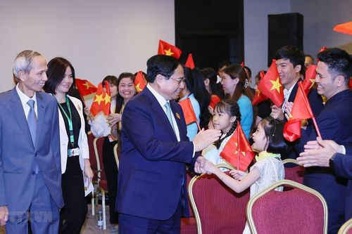 Thủ tướng Phạm Minh Chính thăm cộng đồng người Việt ở Saudi Arabia