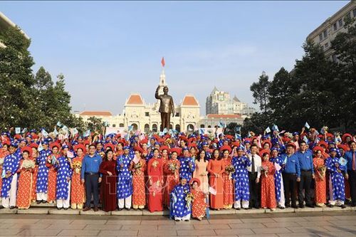 Tổ chức 'Lễ cưới tập thể' dành cho 82 cặp đôi thanh niên công nhân có hoàn cảnh khó khăn