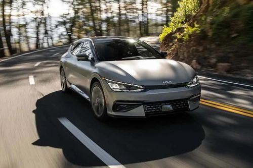 Kia giới thiệu mẫu xe địa hình EV6 2024 với giá rẻ hơn, tầm xa hơn
