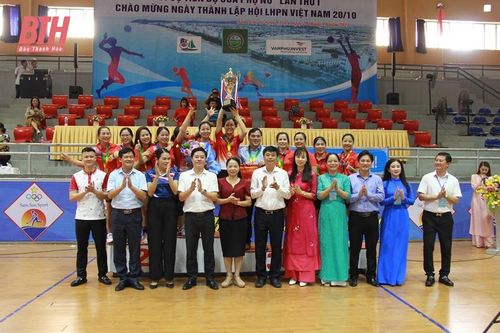 Giải bóng chuyền hơi 'Vì sự tiến bộ của phụ nữ' TP Sầm Sơn lần thứ nhất - năm 2023
