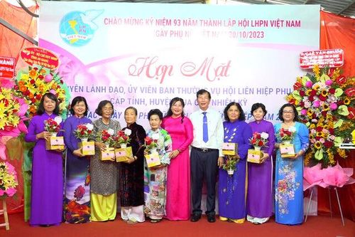 An Giang họp mặt kỷ niệm 93 năm thành lập Hội LHPN Việt Nam