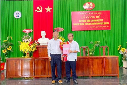 Thành lập Đảng bộ Trung tâm Văn hóa – Thể thao và Truyền thanh TX. Tịnh Biên