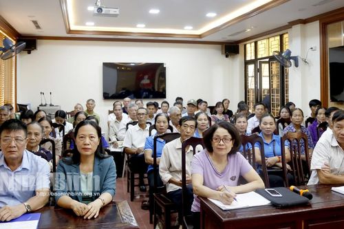 Tập huấn về nâng cao năng lực quản lý, chăm sóc sức khỏe người cao tuổi