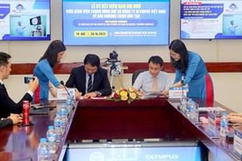 Đào tạo nâng cao tay nghề cho bác sĩ Bệnh viện Trung ương Huế