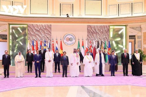 Thủ tướng Phạm Minh Chính dự Hội nghị Cấp cao ASEAN - GCC 2023