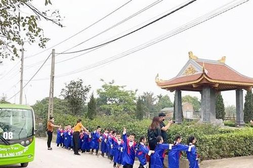 Độc đáo xã du lịch sinh thái Hồng Vân