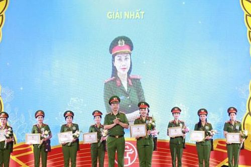 Chung kết hội thi nữ cảnh sát khu vực tài năng