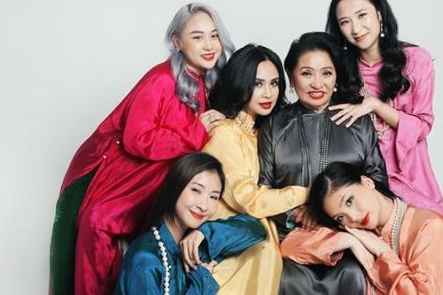 Mẹ ruột, em dâu và con gái chung - riêng nhà Thanh Lam hạnh phúc trong bộ ảnh mừng ngày 20/10