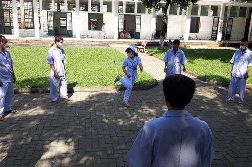 Ngày lễ của nữ điều dưỡng chăm sóc bệnh nhân tâm thần