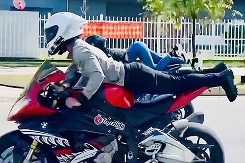 Sau vụ Ngọc Trinh bị khởi tố: Đi xe phân khối lớn không có bằng lái đúng hạng bị phạt bao nhiêu?