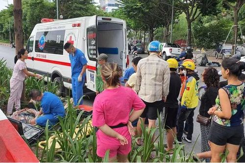 Tai nạn giao thông mới nhất 21/10/2023: Xe máy tông nhau, 4 người thương vong