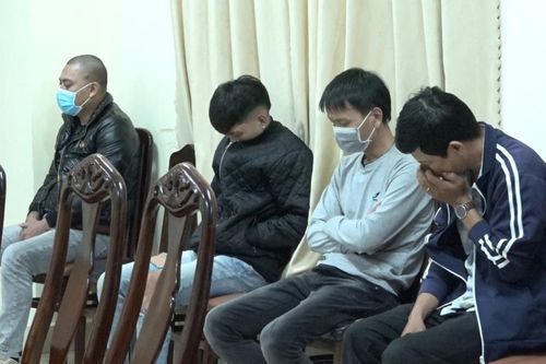 Đột kích 'ổ bạc' khủng