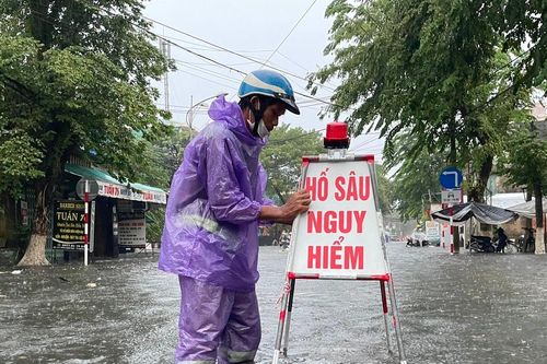 Quản trị rủi ro và phòng chống thiên tai các đô thị ven biển tại khu vực Nam Trung bộ