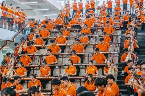 1.350 nhạc công trẻ lập Kỷ lục Việt Nam