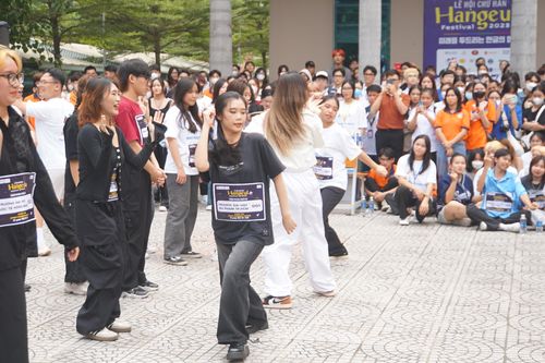 Sinh viên Ngôn ngữ và Văn hóa Hàn Quốc của hơn 20 trường thi thố tài năng