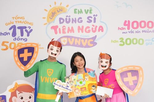 Người anh hùng vắc xin ngộ nghĩnh và ý nghĩa trong mắt trẻ thơ