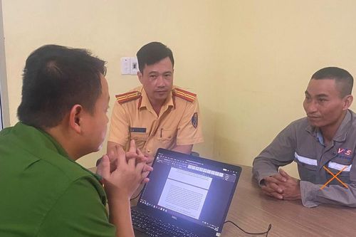 Khởi tố 'ma men' đánh gãy tay một cảnh sát giao thông