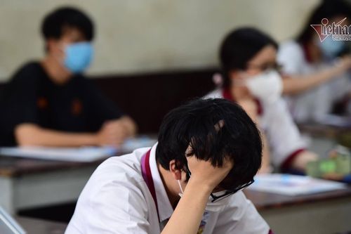'Gia đình tôi gánh hậu quả nặng nề vì cho trẻ đi học thêm tối ngày'