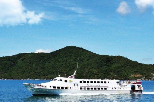Lợi nhuận tuột dốc, công ty tàu cao tốc nói do truyền thông đưa tin chặt chém