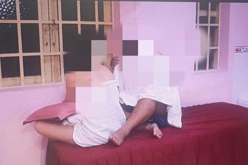 Bắc Giang: Phát hiện 4 nữ nhân viên có hành vi massage kích dục