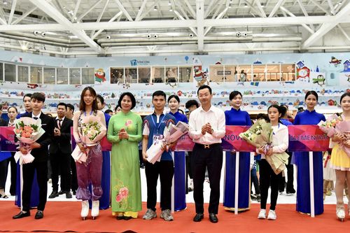 100 VĐV tranh tài tại giải vô địch trẻ Trượt băng Quốc gia 2023