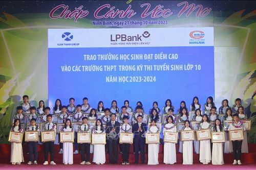 Quỹ Khuyến học, khuyến tài Đinh Bộ Lĩnh 2023 vinh danh 308 học sinh, sinh viên