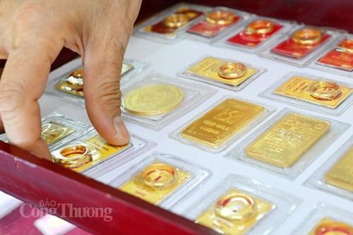 Giá vàng liên tục lập đỉnh, bao giờ sửa đổi Nghị định 24/2012/NĐ-CP?
