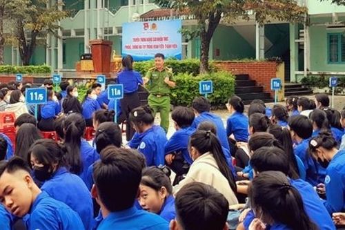 Đẩy mạnh nâng cao nhận thức phòng, chống ma túy trong trường học