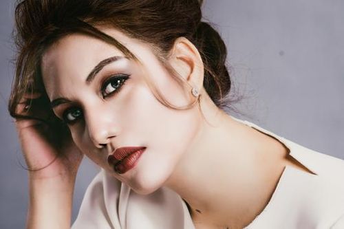 Janice Phương lần đầu thể hiện tác phẩm 'Huyền thoại Mẹ'