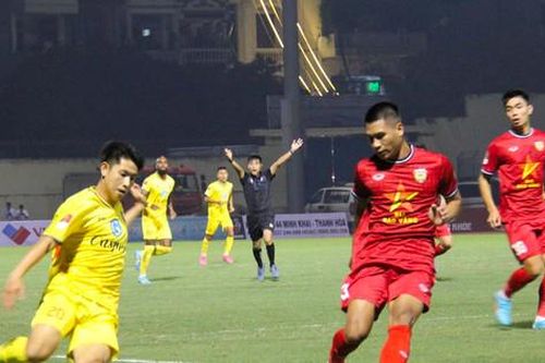 Rượt đuổi căng thẳng, Thanh Hóa chia điểm cùng Hồng Lĩnh Hà Tĩnh