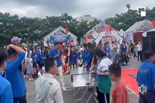 Xôn xao clip nghi học sinh thi uống bia tại một hội trại ở Uông Bí, sự thực ra sao?