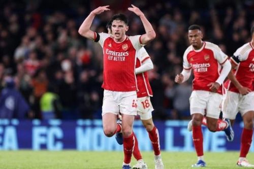 Tân binh đắt giá nhất Ngoại hạng Anh ghi bàn, Arsenal hòa hú vía trước Chelsea