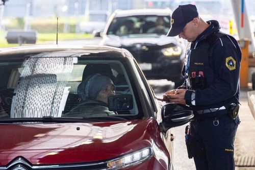 Slovenia tăng cường kiểm soát biên giới do 'lo ngại khủng bố'
