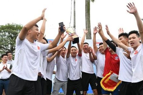 Kết quả ấn tượng của giải bóng đá chào mừng tranh cúp Tiền Phong Champions