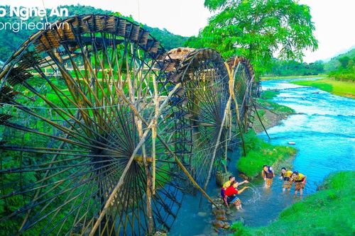 Vẻ đẹp riêng có của những cọn nước ở vùng cao Nghệ An