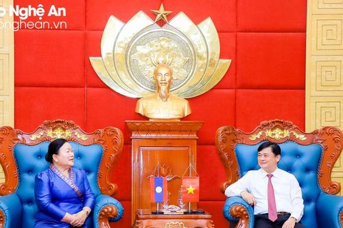 Bí thư Tỉnh ủy Nghệ An Thái Thanh Quý tiếp đoàn công tác thủ đô Viêng Chăn, Cộng hòa Dân chủ Nhân dân Lào