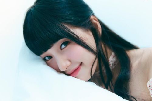 Tình đầu quốc dân Suzy lập kỷ lục khủng, được khen nức nở khi trở lại