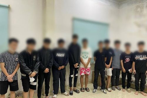 Công an bắt 13 người đi từ Hưng Yên lên Hà Nội gây sự đánh nhau