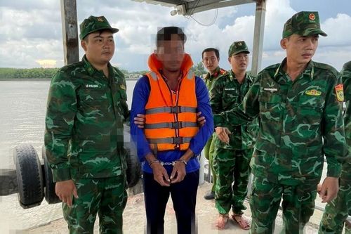 Đâm chết thuyền trưởng trên biển vì mâu thuẫn