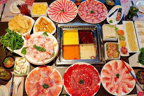 Đa dạng vị lẩu ở Mudan Hotpot