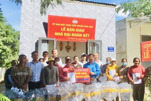 Cam Lâm: Huy động nguồn lực chăm lo người nghèo