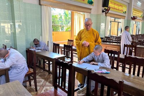 Tiền Giang: 36 Tăng Ni dự kỳ tuyển sinh Cao đẳng Phật học liên thông khóa IV (2023-2025)