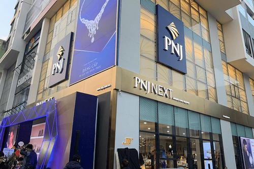 Bán lẻ chưa khởi sắc, lợi nhuận PNJ vẫn ngang ngưỡng cùng kỳ