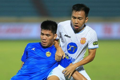 HLV Quảng Nam: Trọng tài nên công tâm, thổi đúng thời gian bù giờ