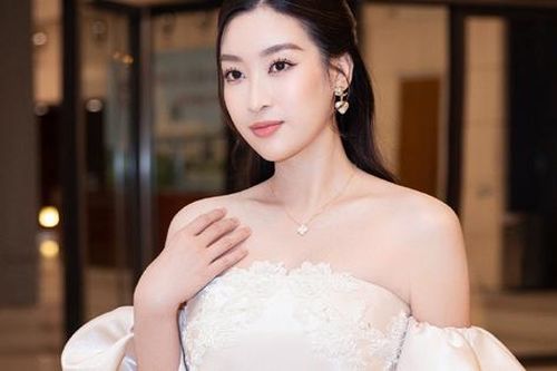 3 tháng sau sinh con gái cho chồng thiếu gia, Đỗ Mỹ Linh về dáng cực nhanh, háo hức đi làm trở lại