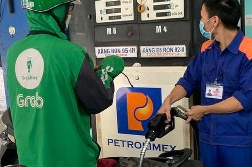 Sau 2 lần giảm mạnh, giá xăng dầu ngày mai (23/10) có thể tăng trở lại